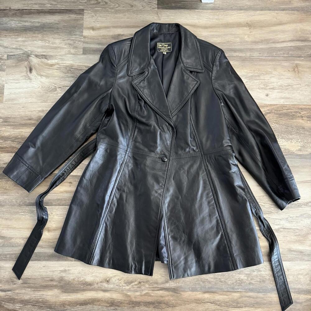 Vintage San Diego Black Leather Trench Coat Jacket Belted Size 18 USA Made Women